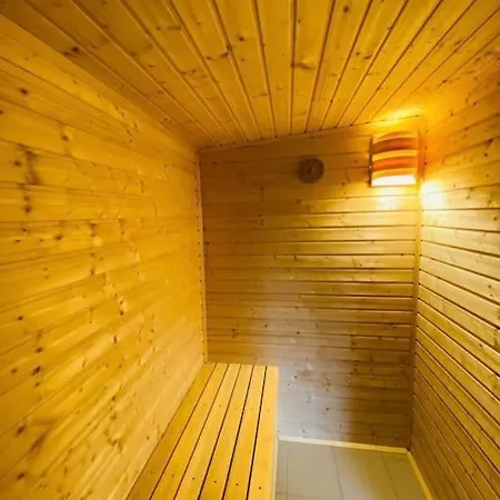 Glamping Paradise With Wellness Casa vacanze