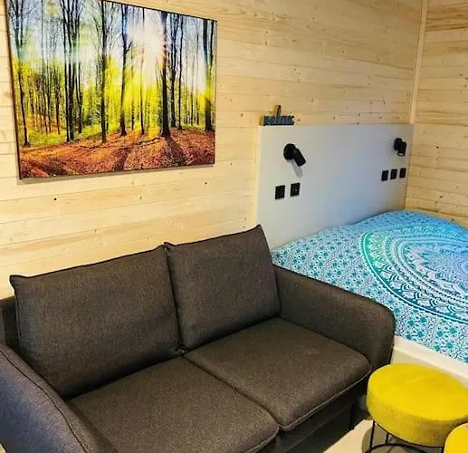 Дом отдыха Glamping Paradise With Wellness *